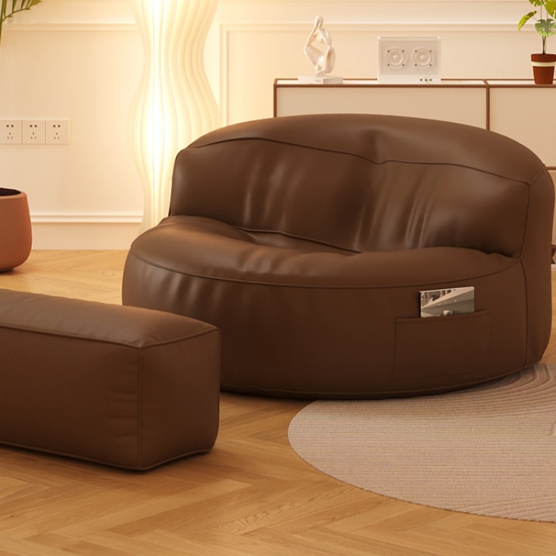 Vintage Christmas Living Room  - огляд і ціна Home Cinema In Small Room